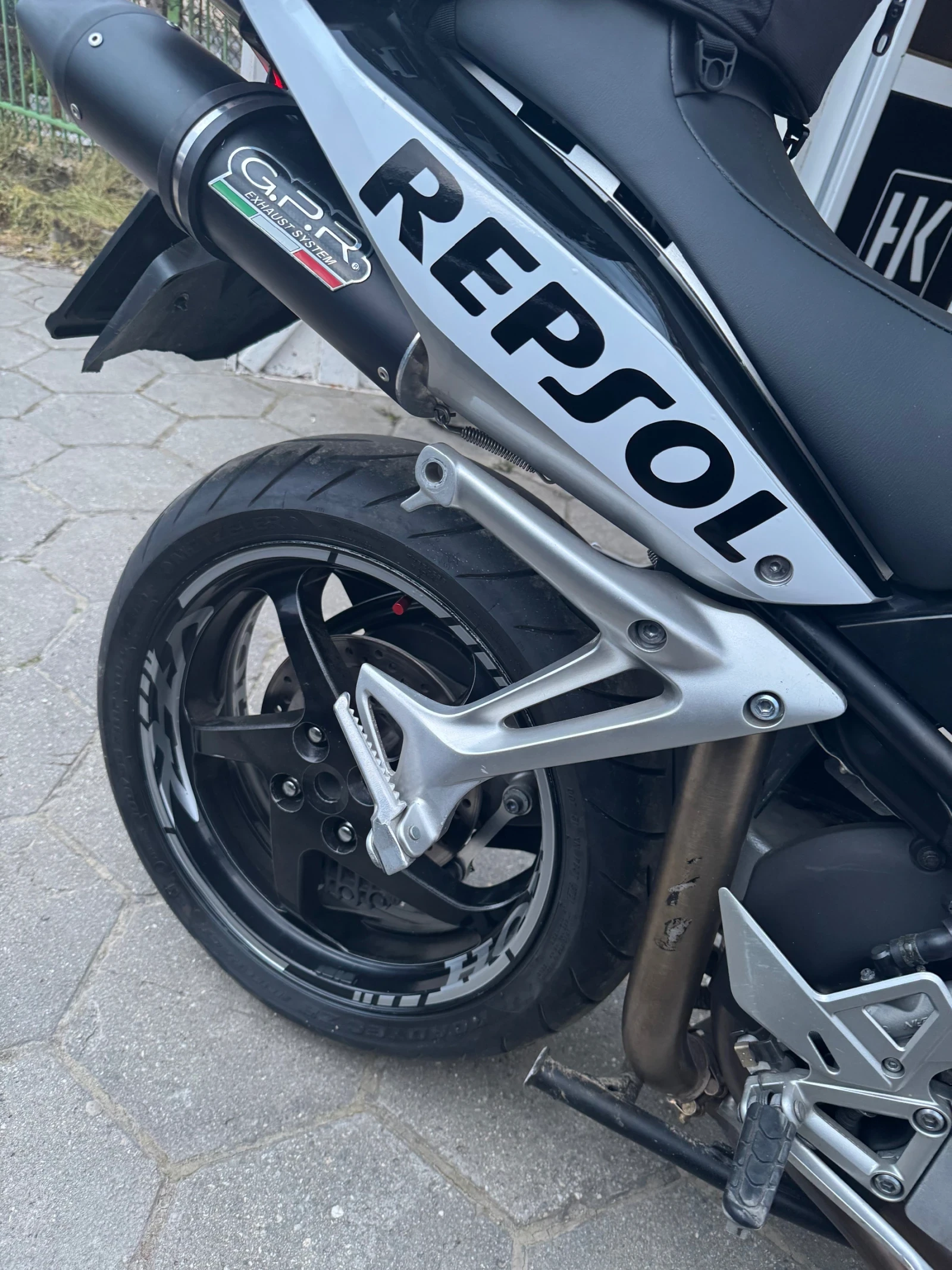 Honda Vfr 800 Vtec, снимка 5 - Мотоциклети и мототехника - 55179709