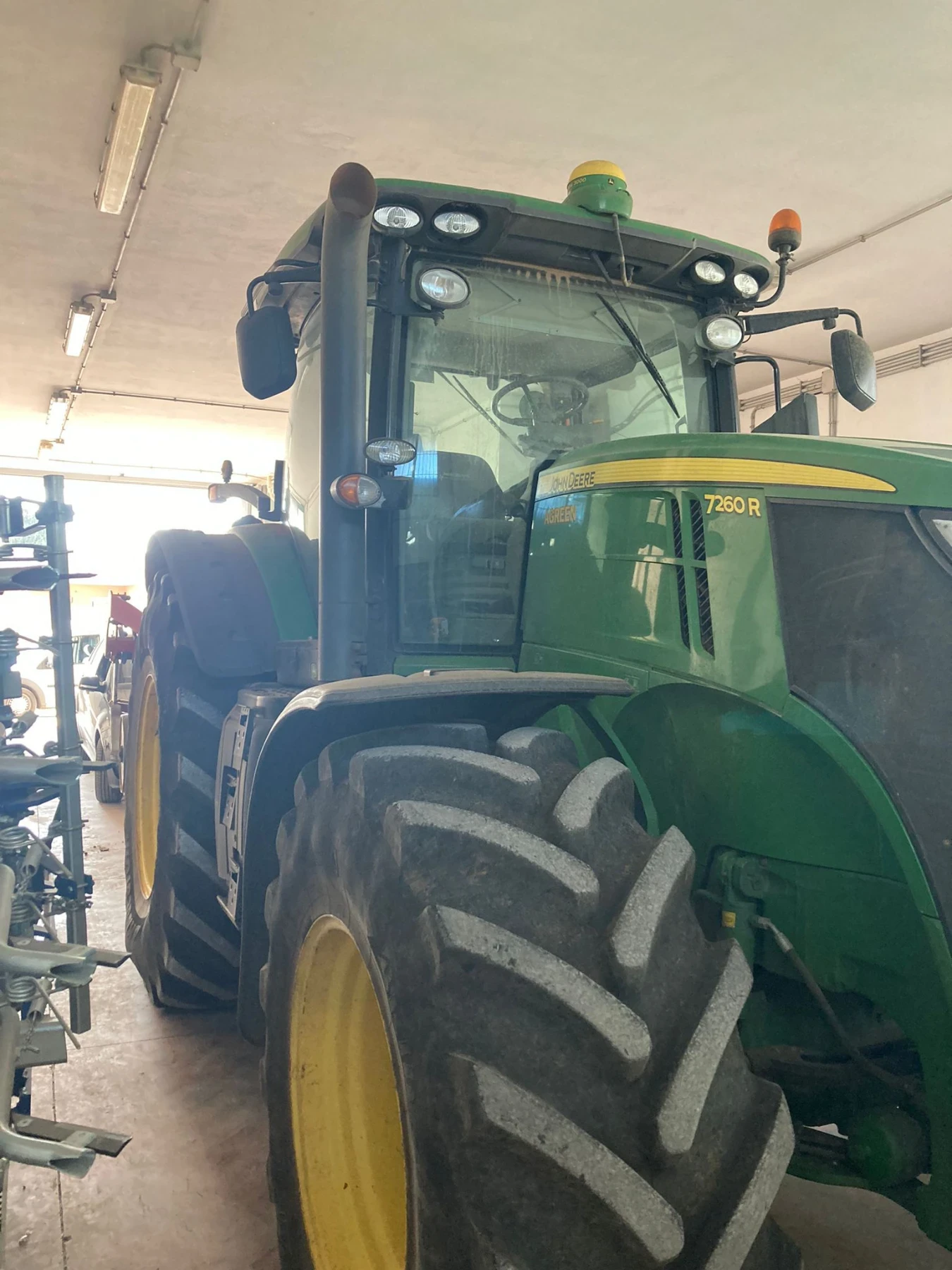Трактор John Deere 7260r, снимка 13 - Селскостопанска техника - 55685172