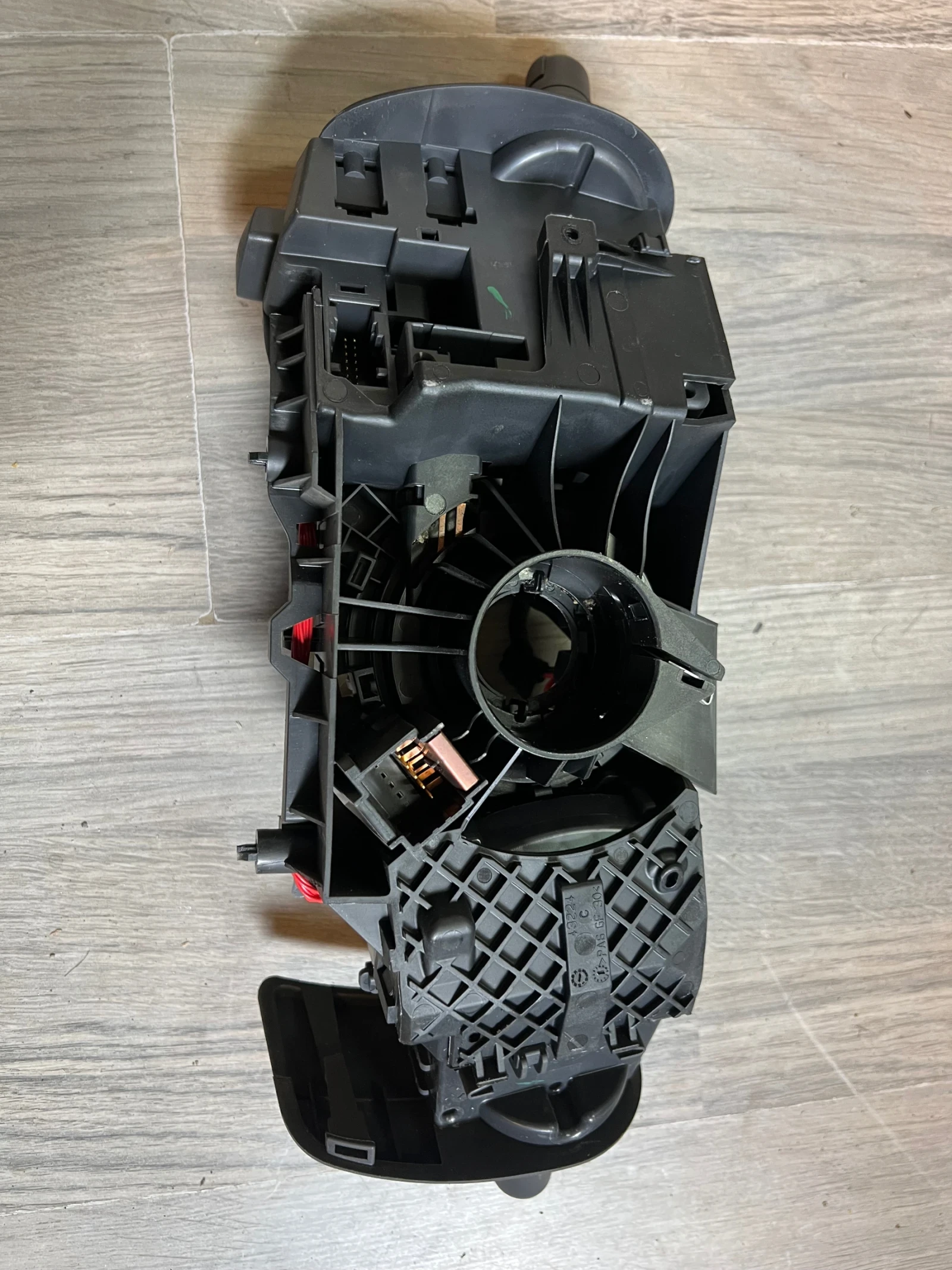 88102001050      RENAULT KANGOO 2020  255673160R  28474729 050 | Mobile.bg   3