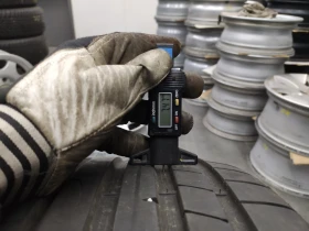 Гуми Летни 245/45R18, снимка 4