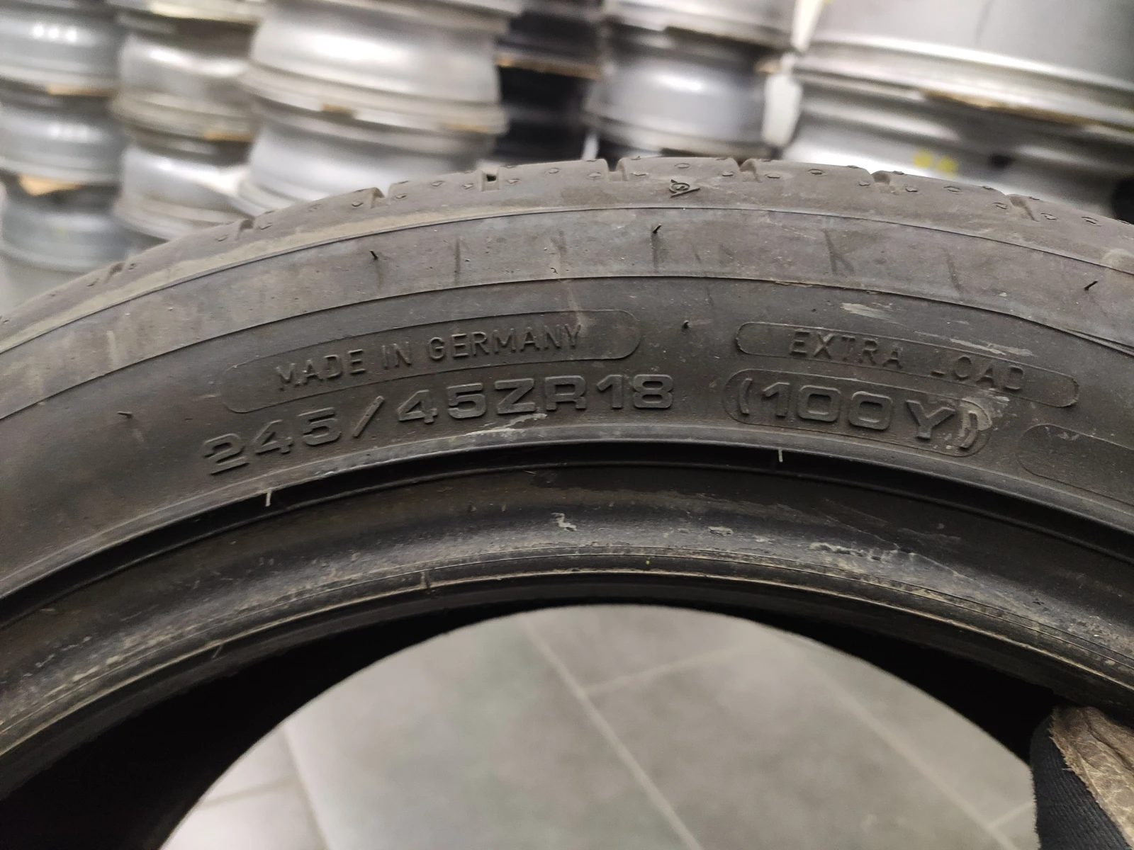 Гуми Летни 245/45R18, снимка 5 - Гуми и джанти - 54806966