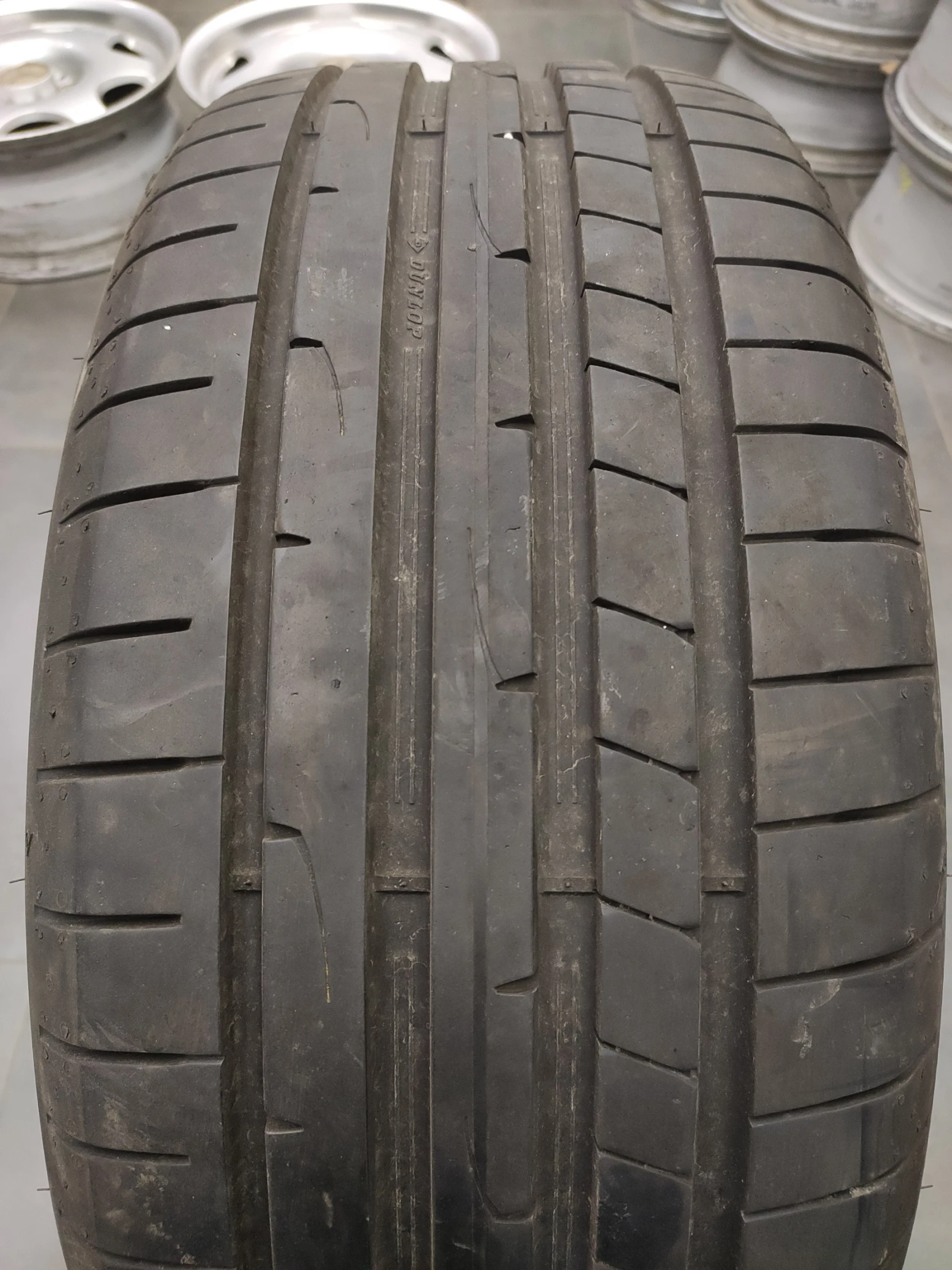 Гуми Летни 245/45R18, снимка 3 - Гуми и джанти - 54806966