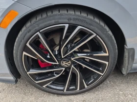 VW Golf * GTI PERFORMANCE * РЪЧНИ СКОРОСТИ* CARFAX, снимка 6