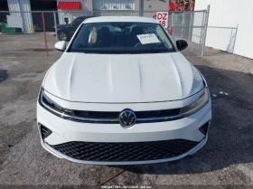 VW Jetta 1.5L I-4 DI, DOHC, VVT, TURBO, 158HP Front Wheel | Mobile.bg    4