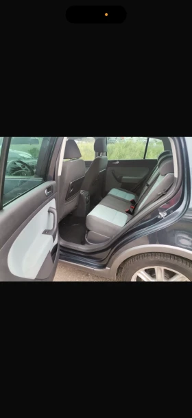 VW Golf - 6400 лв. / 3272.27 € - 57810954 12