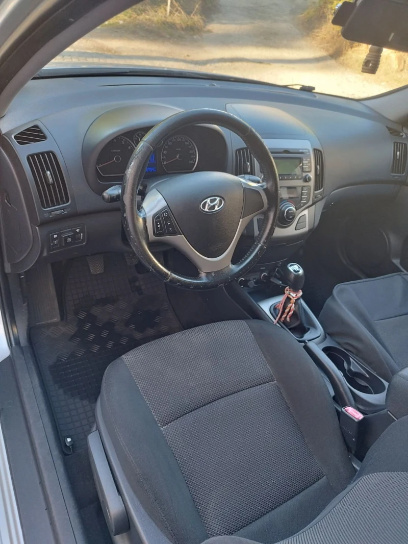 Hyundai I30 газ, снимка 5 - Автомобили и джипове - 47559555