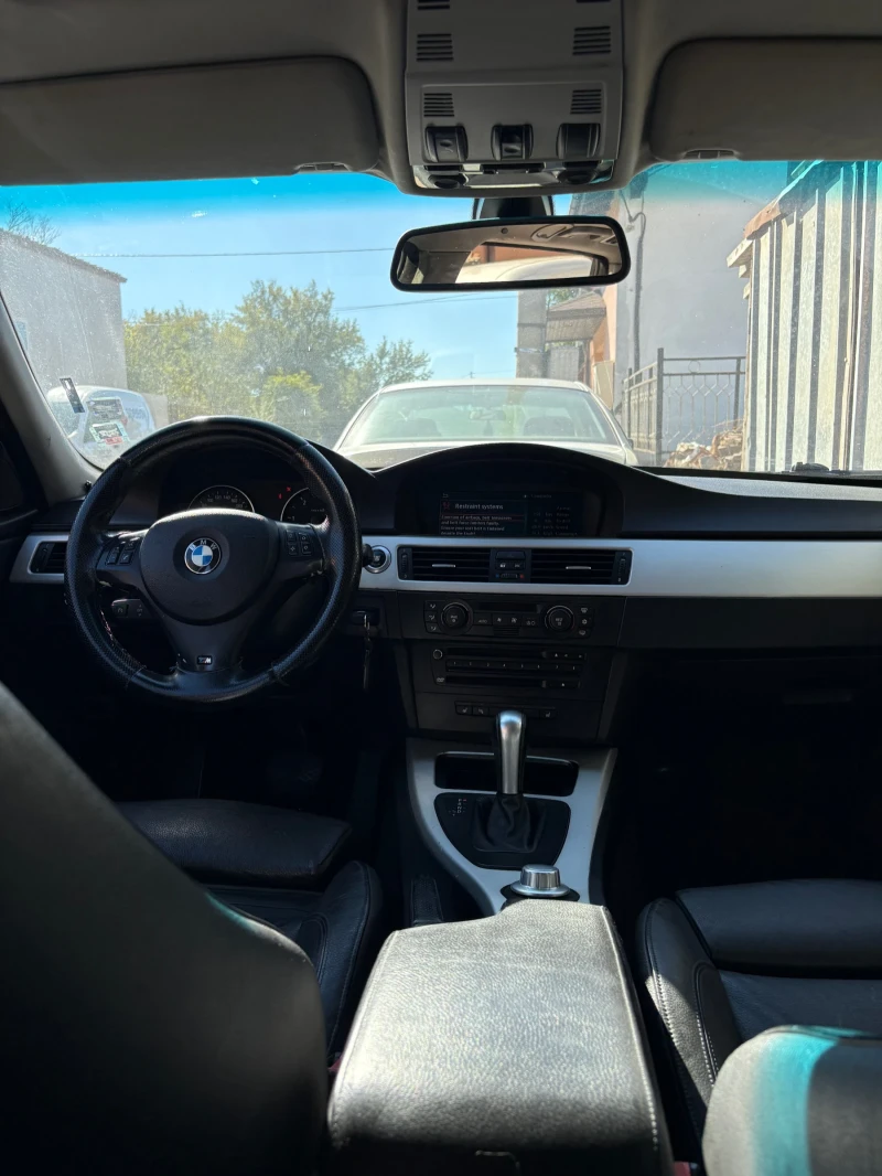 BMW 330, снимка 12 - Автомобили и джипове - 47650374