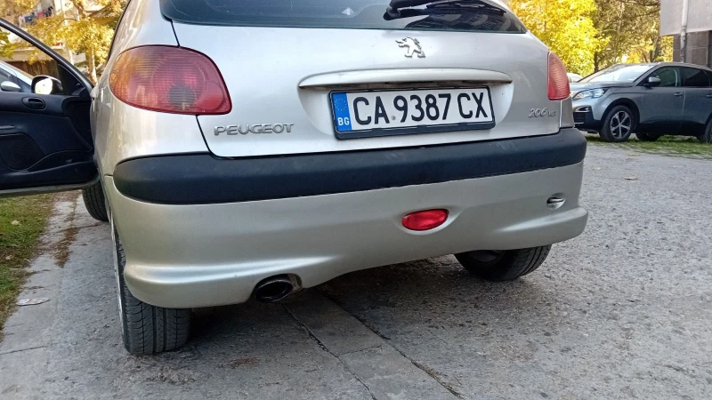 Peugeot 206, снимка 11 - Автомобили и джипове - 47697334