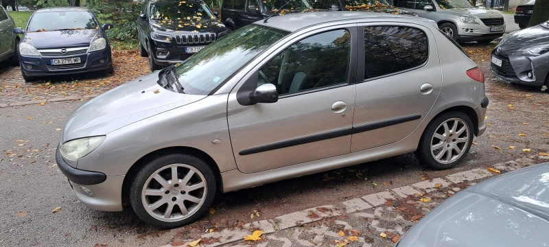 Peugeot 206, снимка 4 - Автомобили и джипове - 47697334