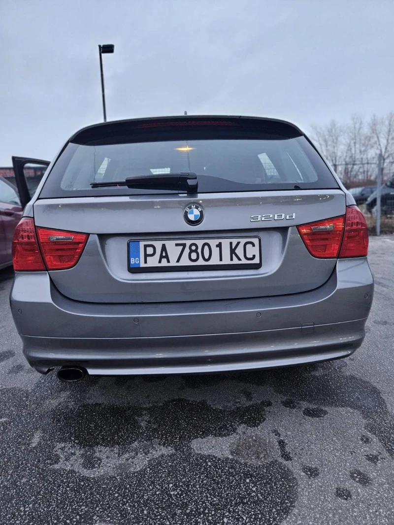 BMW 320, снимка 2 - Автомобили и джипове - 48832777