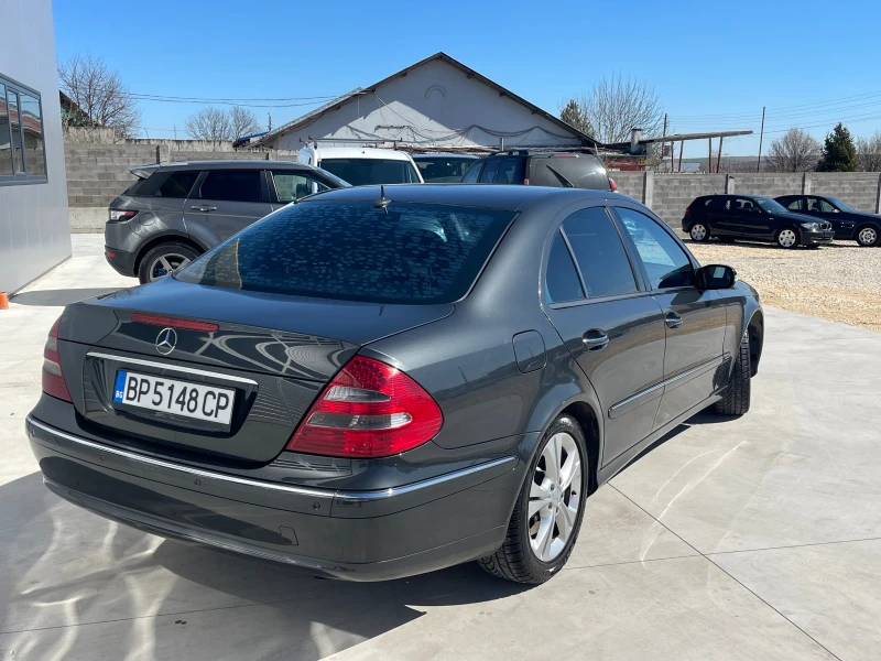 Mercedes-Benz E 270 Avangarde, снимка 4 - Автомобили и джипове - 49580062