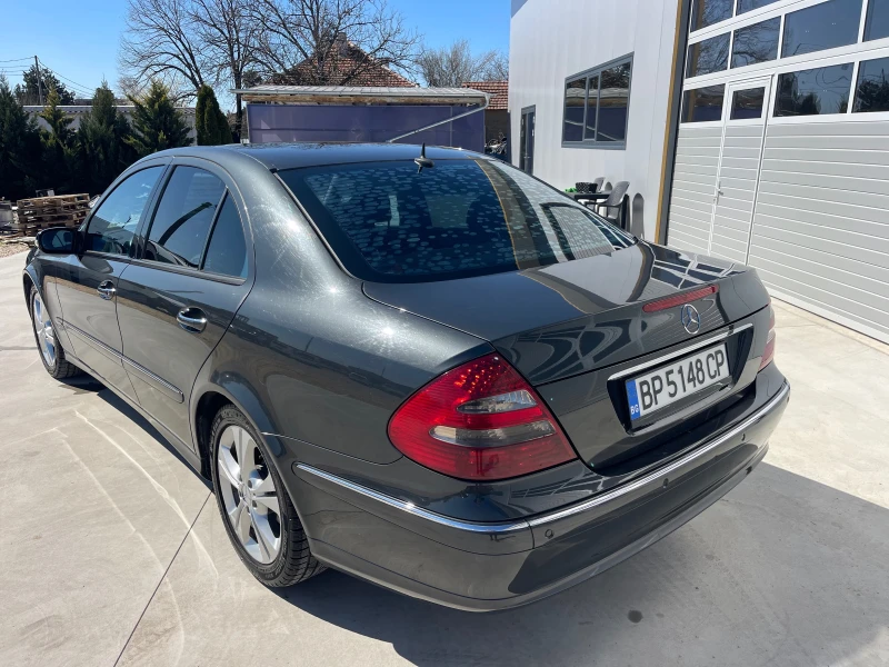 Mercedes-Benz E 270 Avangarde, снимка 3 - Автомобили и джипове - 49580062