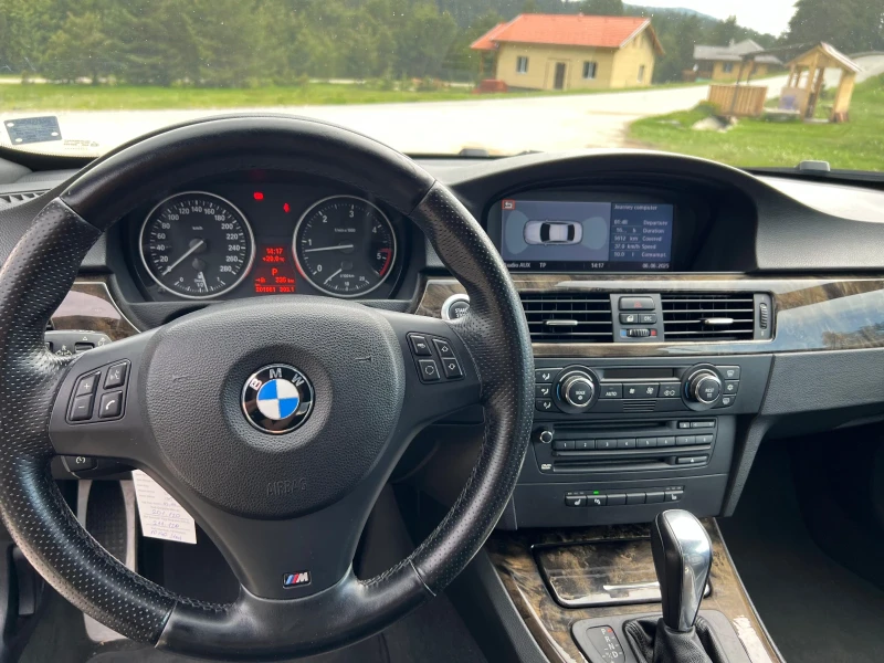 BMW 330, снимка 4 - Автомобили и джипове - 52014356