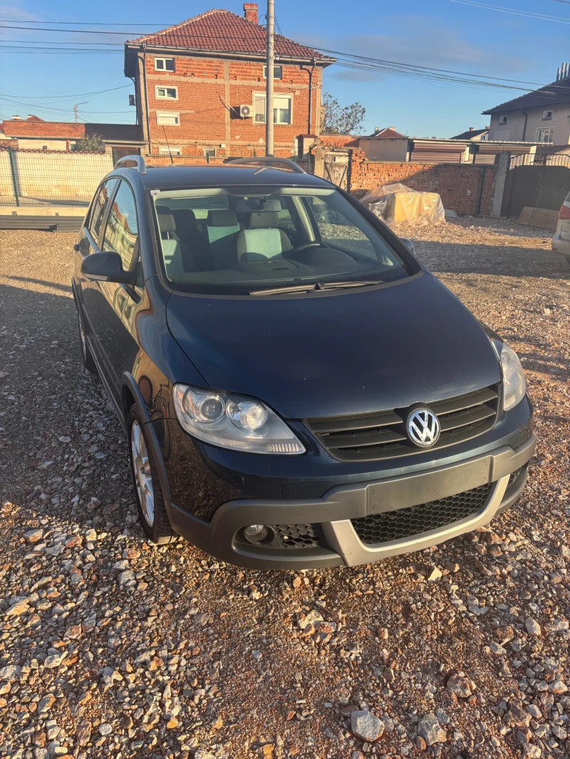 VW Golf, снимка 2 - Автомобили и джипове - 52615548