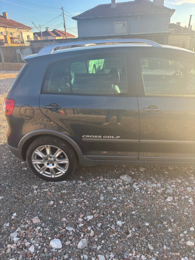 VW Golf, снимка 4 - Автомобили и джипове - 52615548