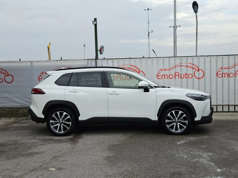 Toyota Corolla Cross 2.0HYbrid4/4x4/LED/CARPLAY/NAVI/ПОДГРЕВ/БЛУТУТ/ТОП, снимка 2 - Автомобили и джипове - 52648076