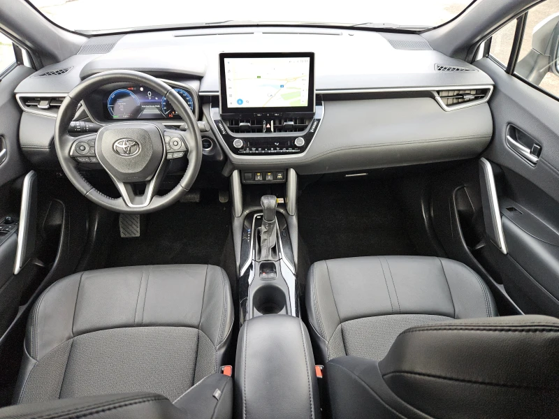 Toyota Corolla Cross 2.0HYbrid4/4x4/LED/CARPLAY/NAVI/ПОДГРЕВ/БЛУТУТ/ТОП, снимка 10 - Автомобили и джипове - 52648076