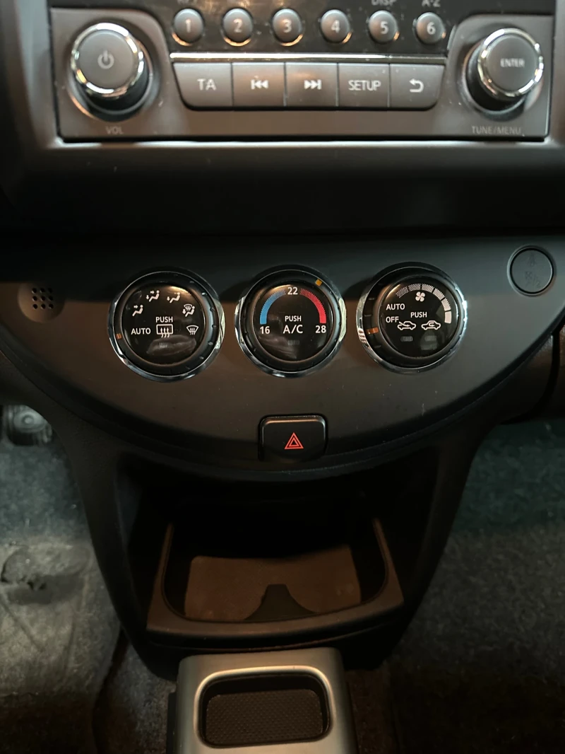 Nissan Note 1.4i Highline 106 000км., снимка 13 - Автомобили и джипове - 52921330