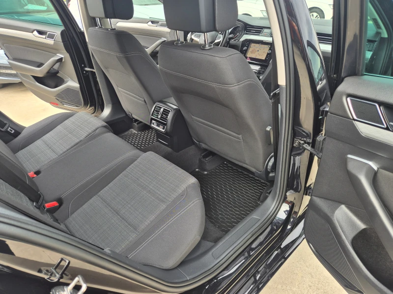 VW Passat BUSINES А/Т, снимка 10 - Автомобили и джипове - 53498232