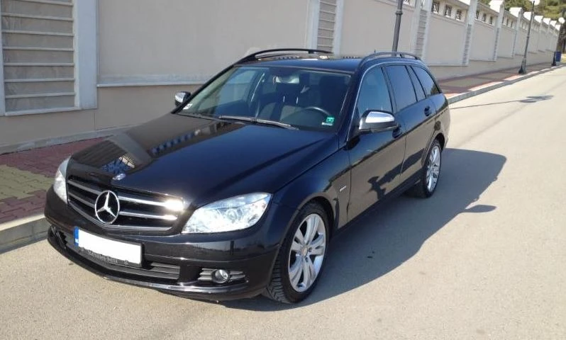 Mercedes-Benz C 220, снимка 1 - Автомобили и джипове - 45731084