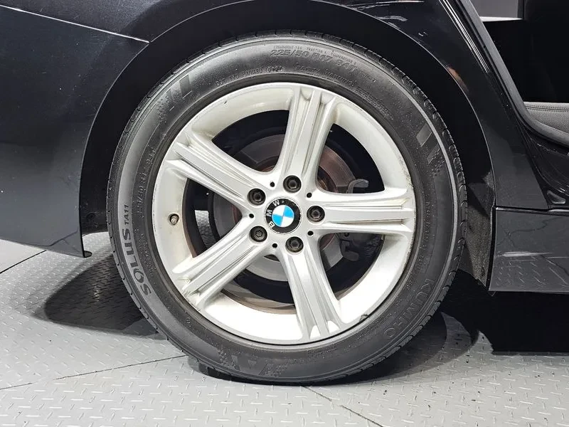 BMW 320 F30, снимка 5 - Автомобили и джипове - 54960548