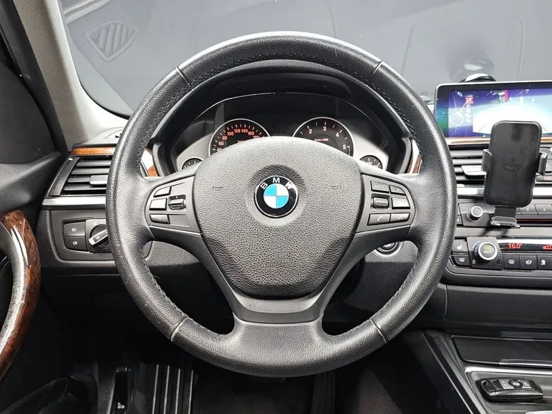 BMW 320 F30, снимка 12 - Автомобили и джипове - 54960548