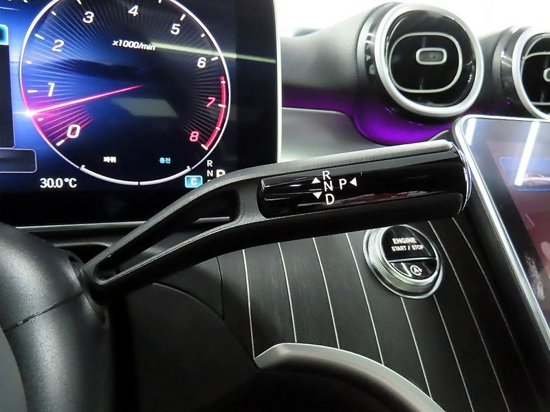 Mercedes-Benz C 300 4MATIC Avantgarde| 255к.с., снимка 13 - Автомобили и джипове - 56067168