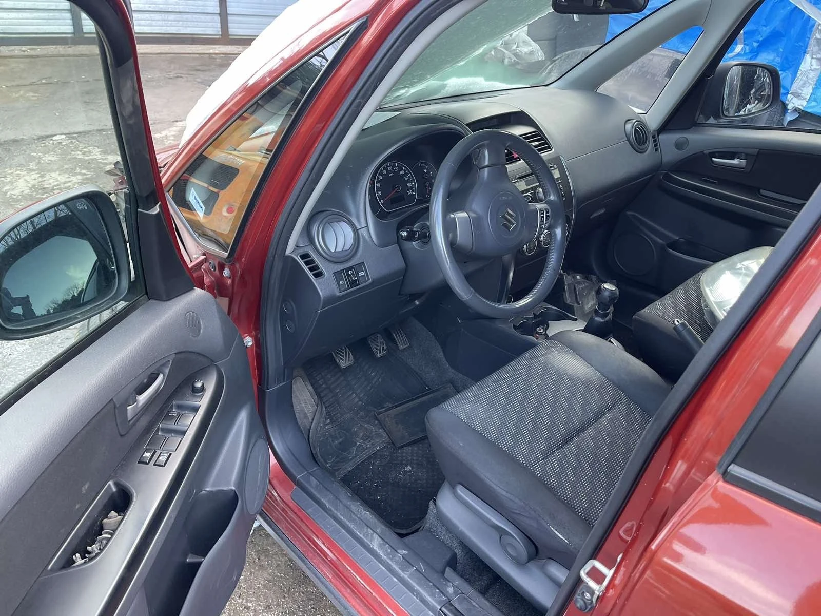 Suzuki SX4 1.6 на части | Mobile.bg — изображение 12