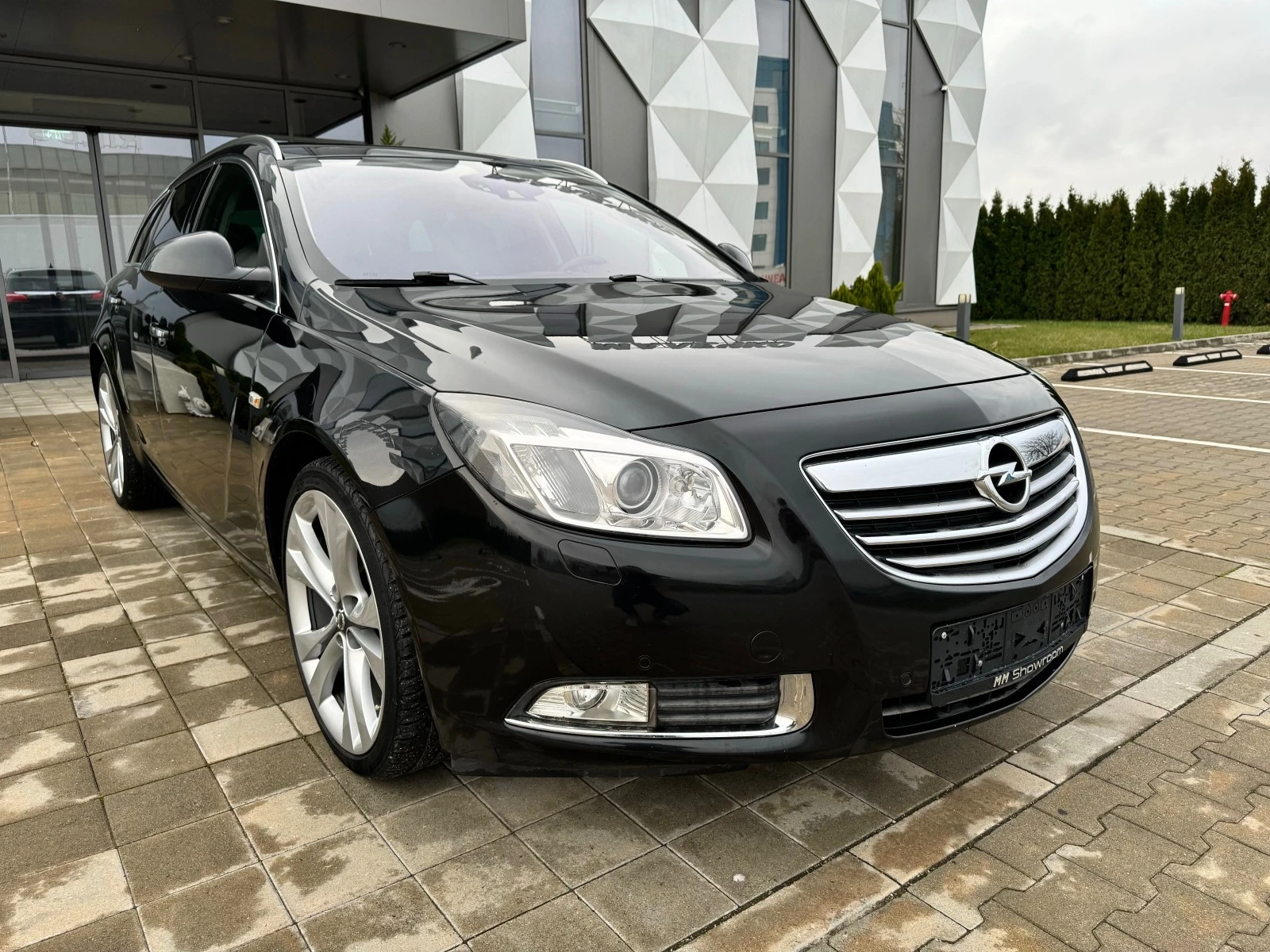 Opel Insignia COSMO-4X4-ПАНОРАМА-ПАМЕТ-НАВИ-ПОДГРЕВ-LANE-ASIST- - изображение 3