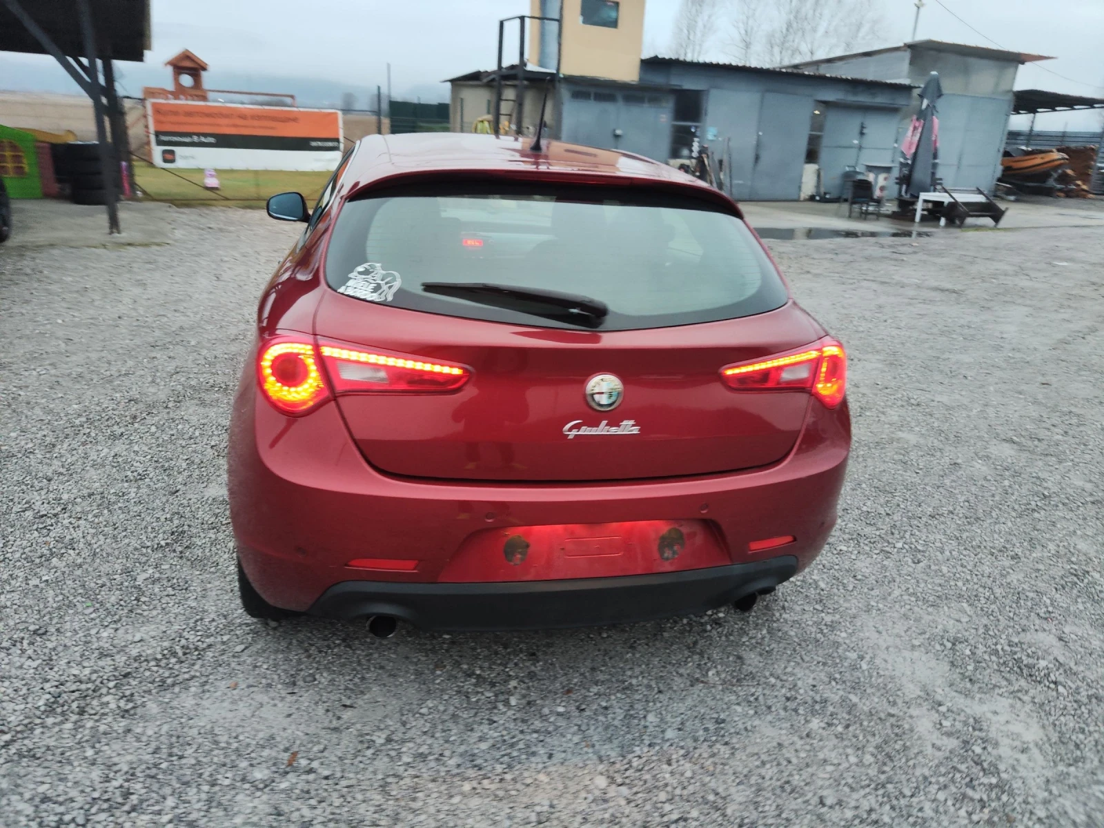 Alfa Romeo Giulietta 2.0 mjet 170 k.s. - изображение 4