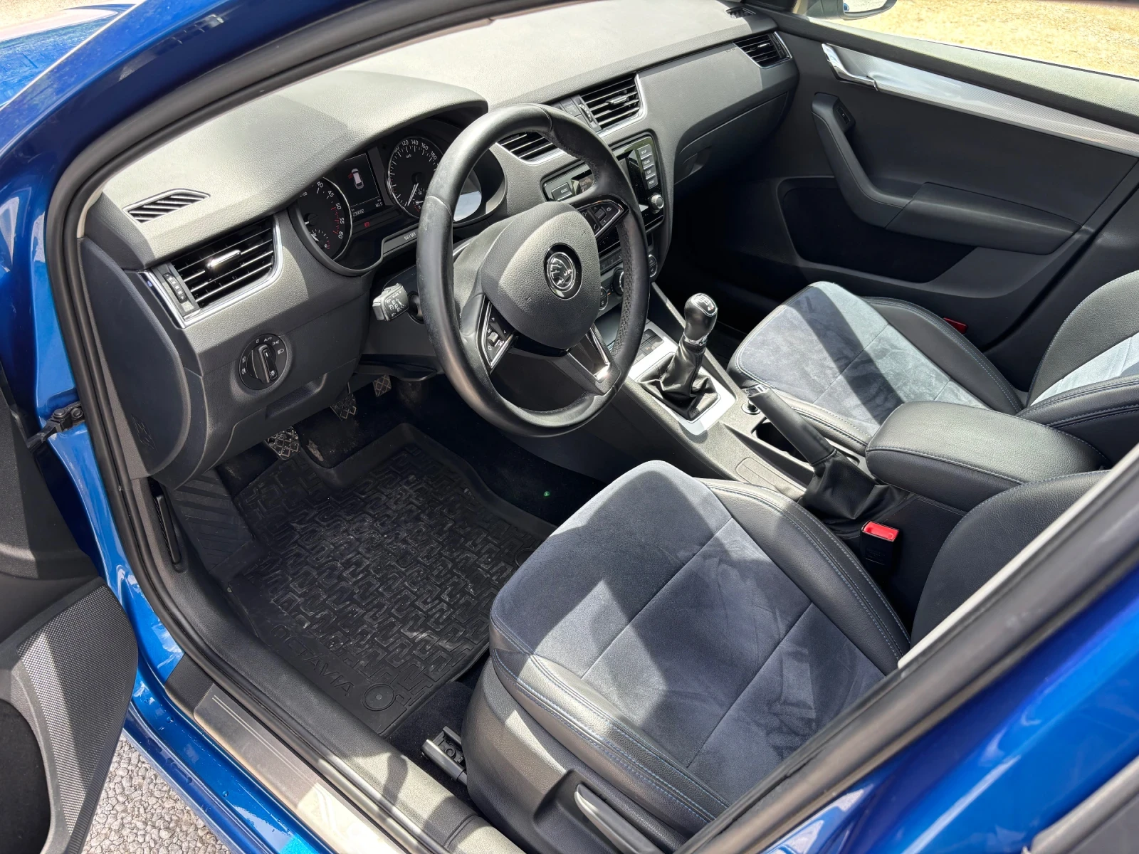 Skoda Octavia 2.0 TDI 150к.с 4x4 - изображение 9