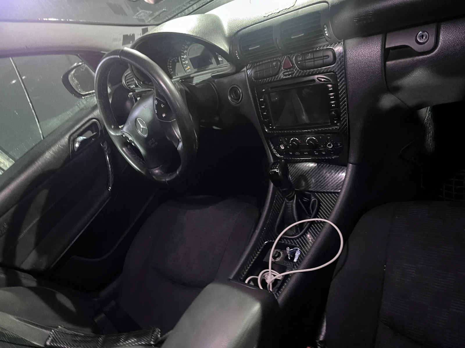 Mercedes-Benz C 200  - изображение 8
