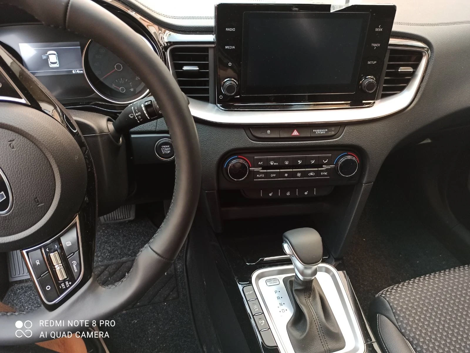 Kia XCeed 1.5 T-GDI - изображение 4