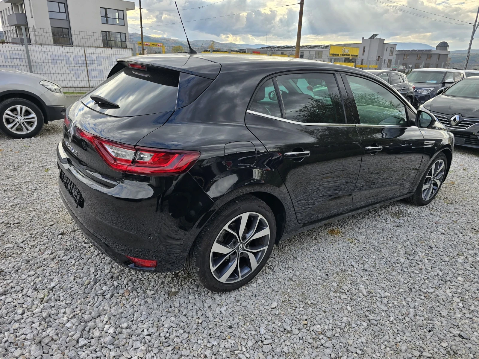 Renault Megane 1.5 DIZEL BOSE | Mobile.bg   6