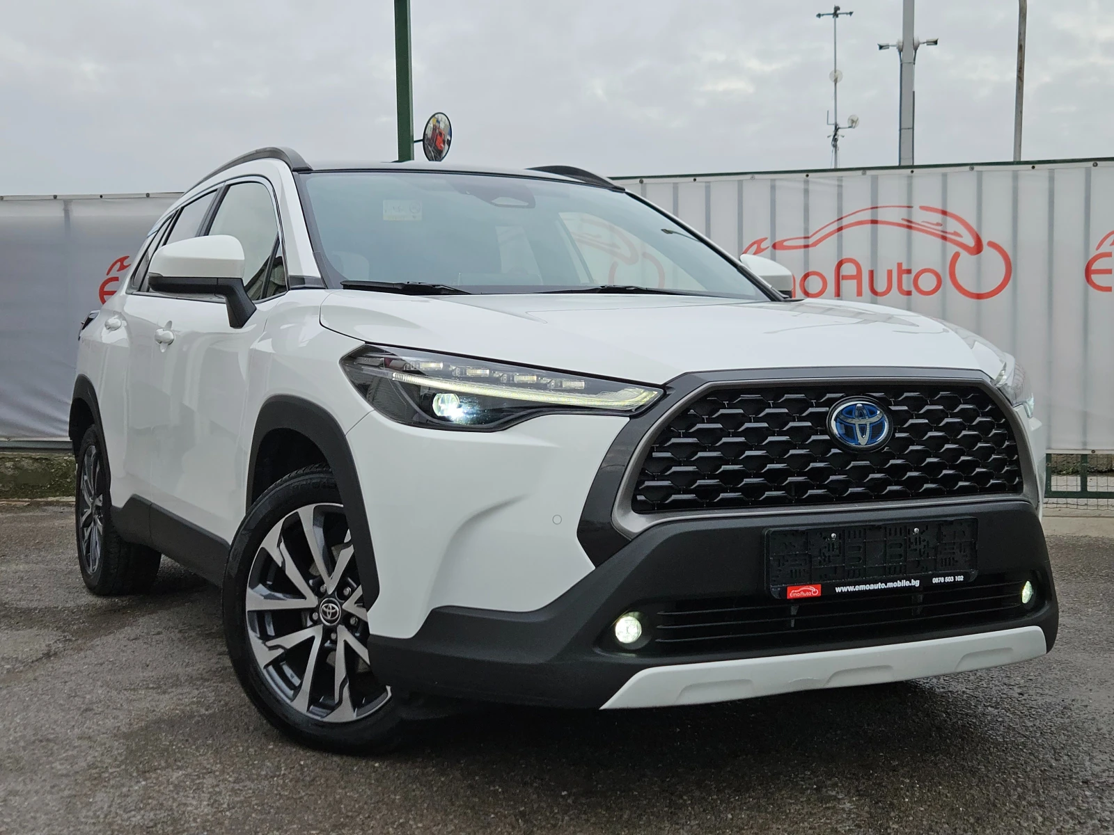 Toyota Corolla Cross 2.0HYbrid4/4x4/LED/CARPLAY/NAVI/// | Mobile.bg   1