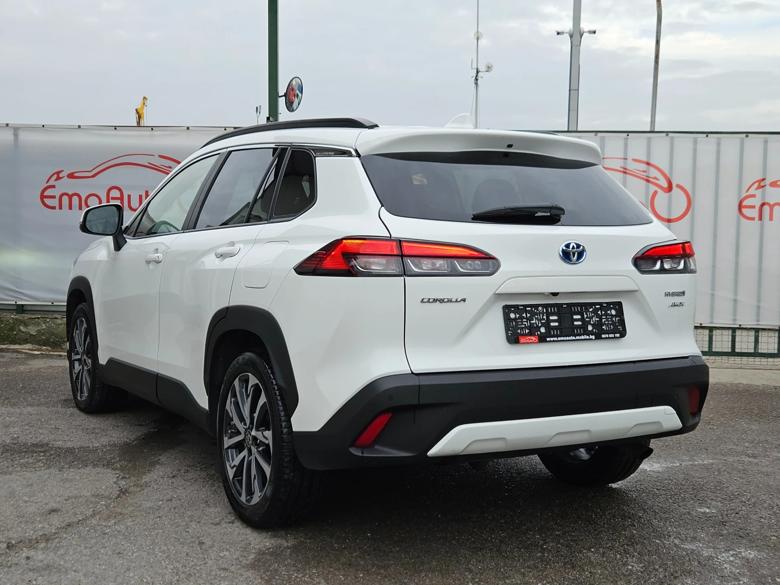 Toyota Corolla Cross 2.0HYbrid4/4x4/LED/CARPLAY/NAVI/ПОДГРЕВ/БЛУТУТ/ТОП - изображение 5