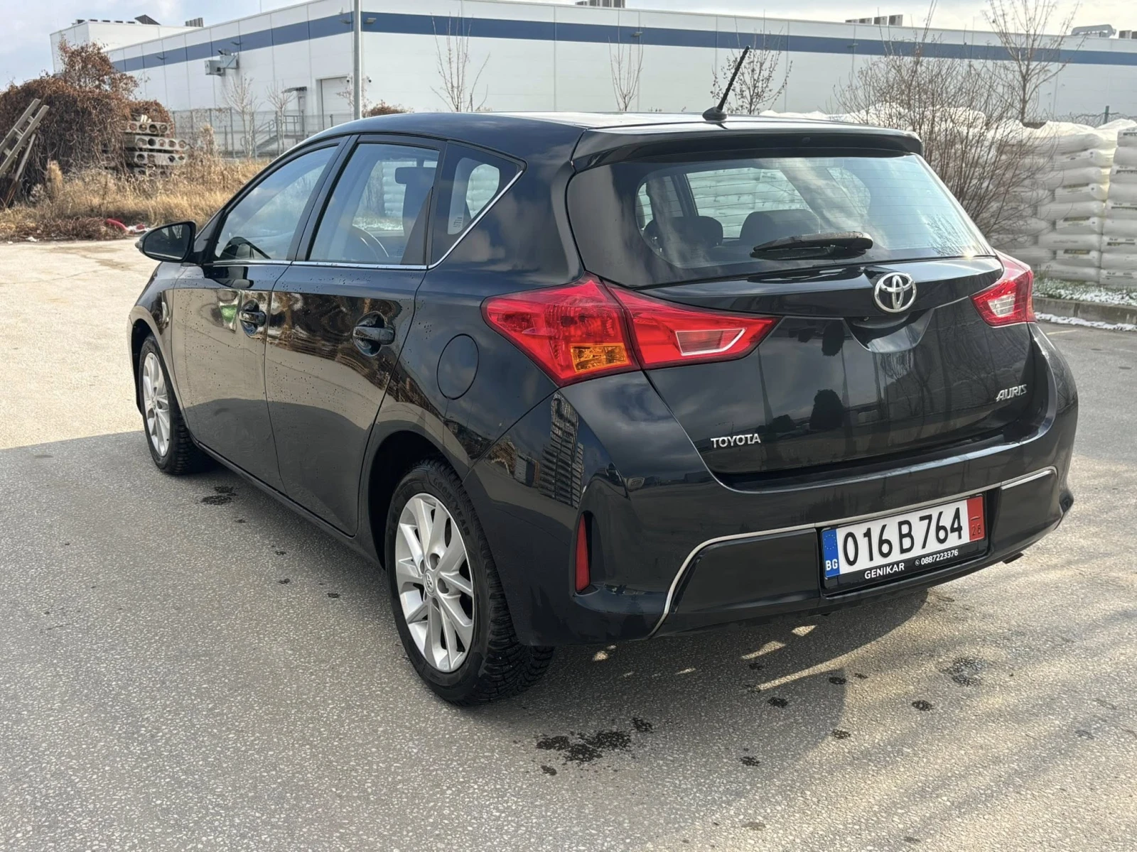 Toyota Auris 1.4 Дизел EURO5 - изображение 5