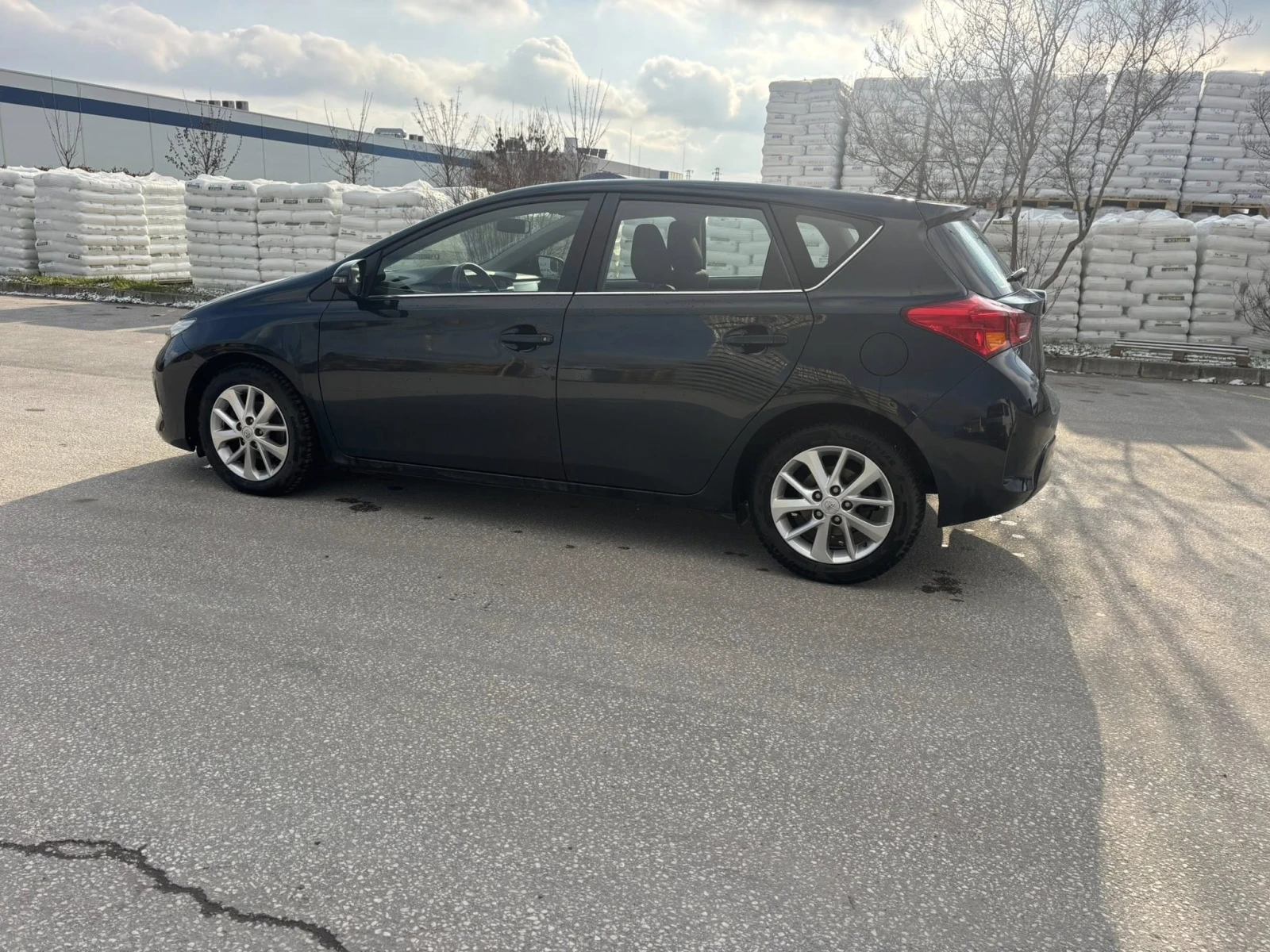 Toyota Auris 1.4 Дизел EURO5 - изображение 4