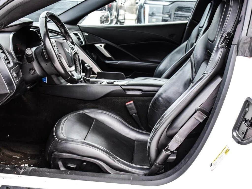 Chevrolet Corvette Stingray 1LT* Coupe* АвтоКредит* (ЦЕНА ДО БГ) - изображение 9