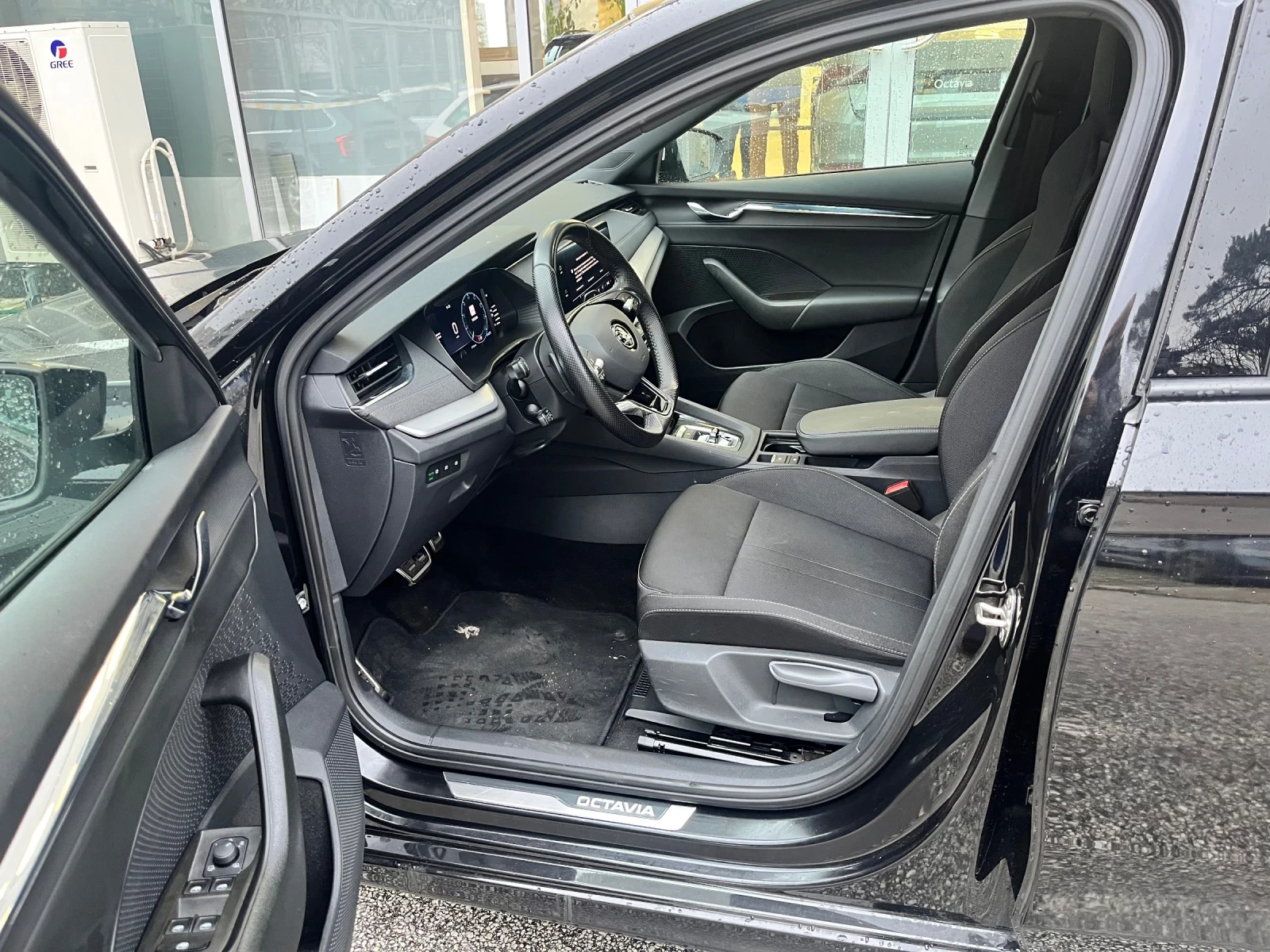 Skoda Octavia 1.5 TSI 7DSG M-HEV - изображение 8