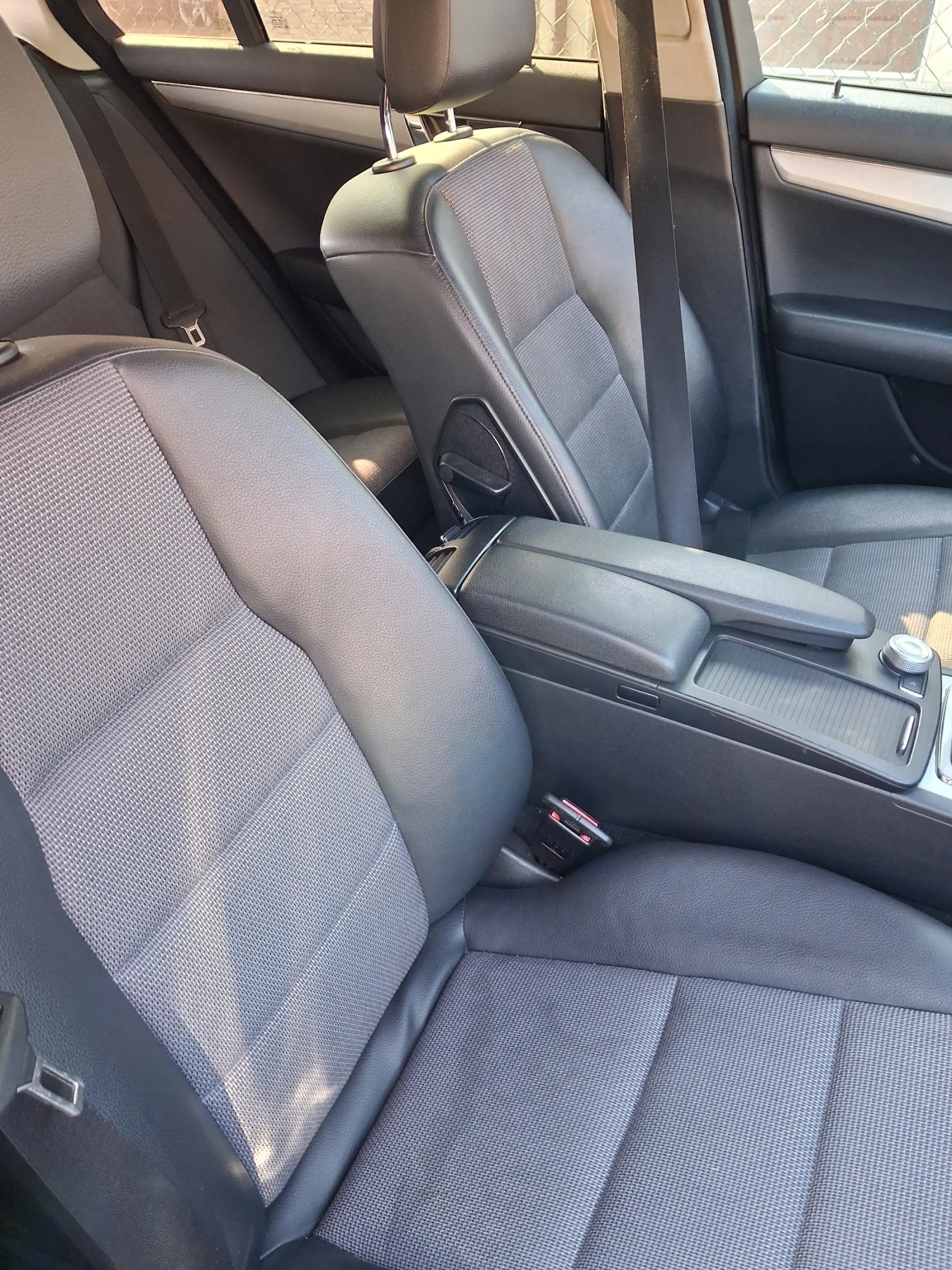 Mercedes-Benz 220 Avangard , снимка 8 - Автомобили и джипове - 53770133