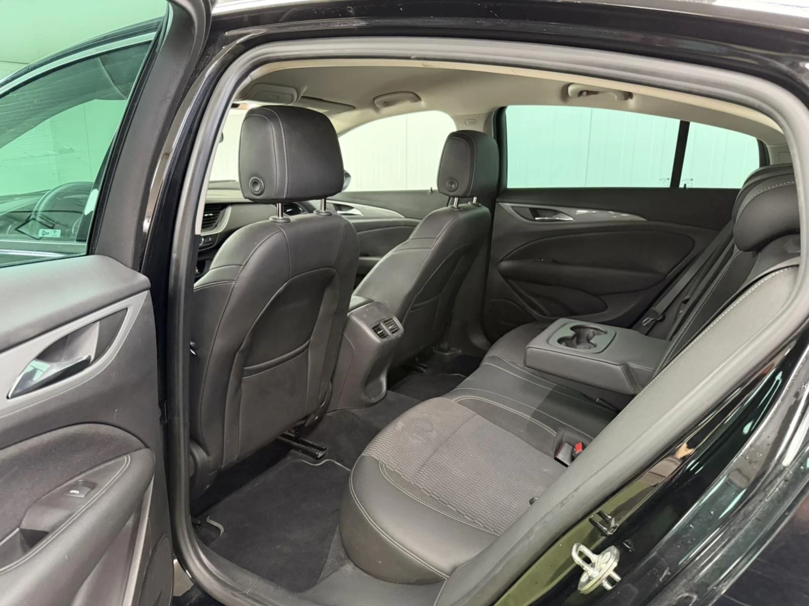 Opel Insignia  INSIGNIA -B Turbo, снимка 12 - Автомобили и джипове - 54287237