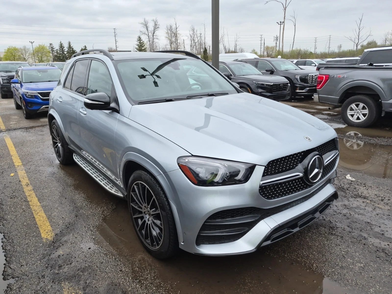 Mercedes-Benz GLE 450 4MATIC SUV, снимка 2 - Автомобили и джипове - 54459811
