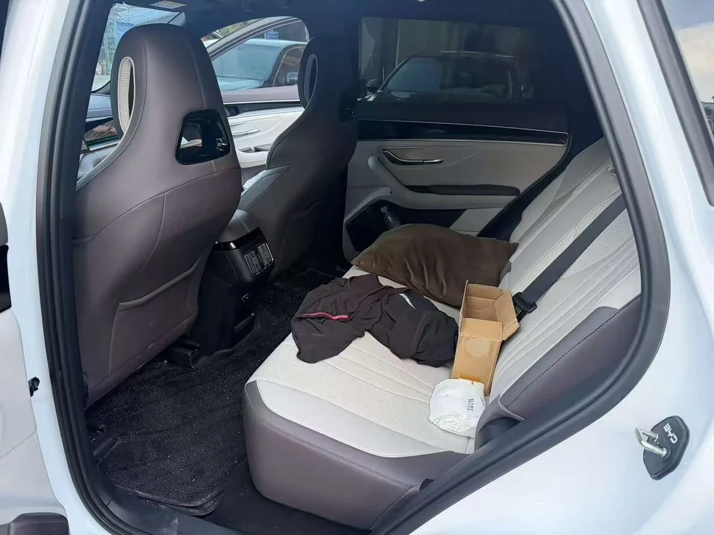 BYD Seal PLUS Smart Driving Edition 520 km autogeorge.com, снимка 6 - Автомобили и джипове - 55134552