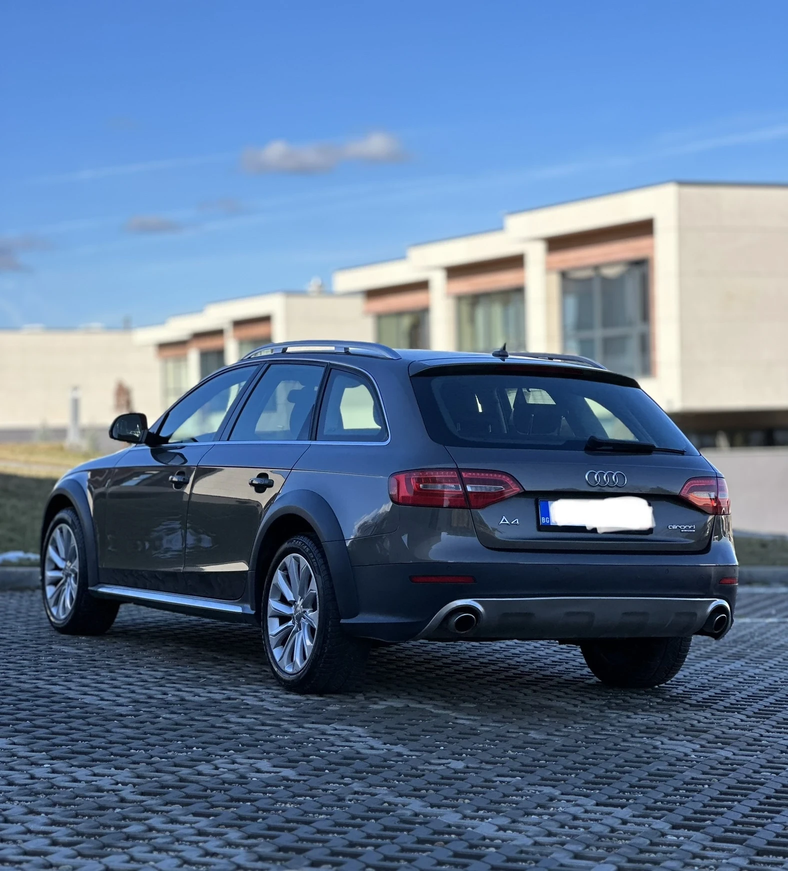 Audi A4 Allroad V6 3.0 TDI quattro, снимка 8 - Автомобили и джипове - 55164843