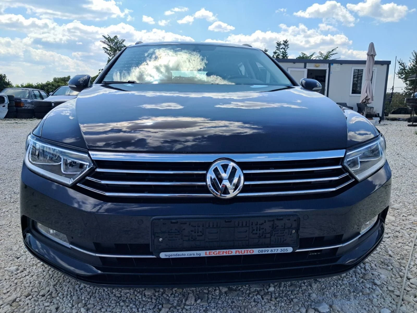 VW Passat 2.0TDI DSG НАВИГАЦИЯ .ПОДГРЕВ НА СЕДАЛКИ, снимка 2 - Автомобили и джипове - 55889714