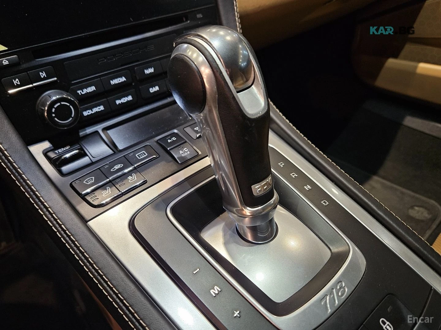 Porsche Boxster 2.5 GTS* PDK* КОЖА* ПОДГРЕВ* ОБДУХ* КАМЕРА* BOSE, снимка 15 - Автомобили и джипове - 56316767