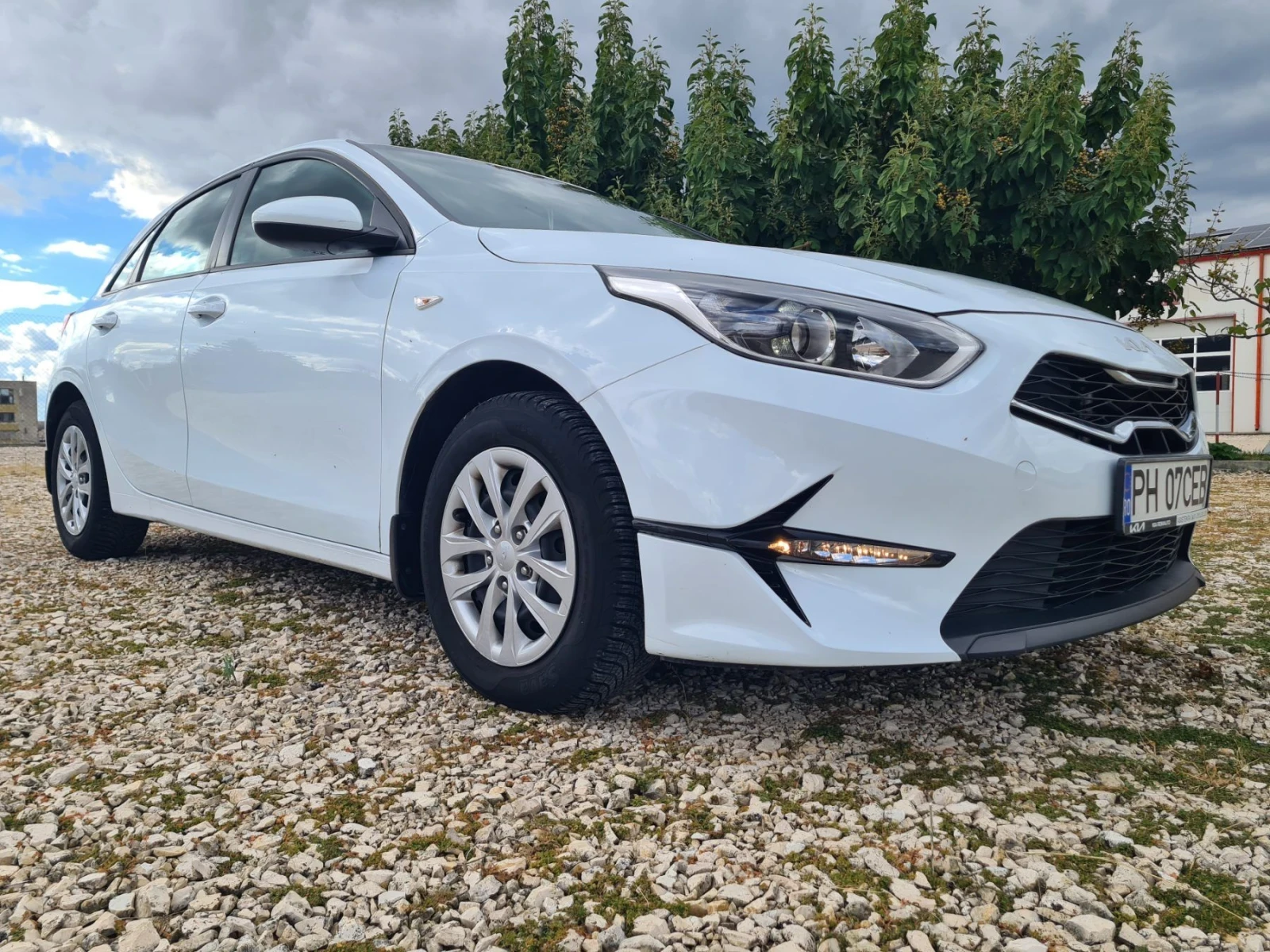 Kia Ceed 1.5i Automatic, 12.2023 �. ��������  | Mobile.bg � ����������� 2