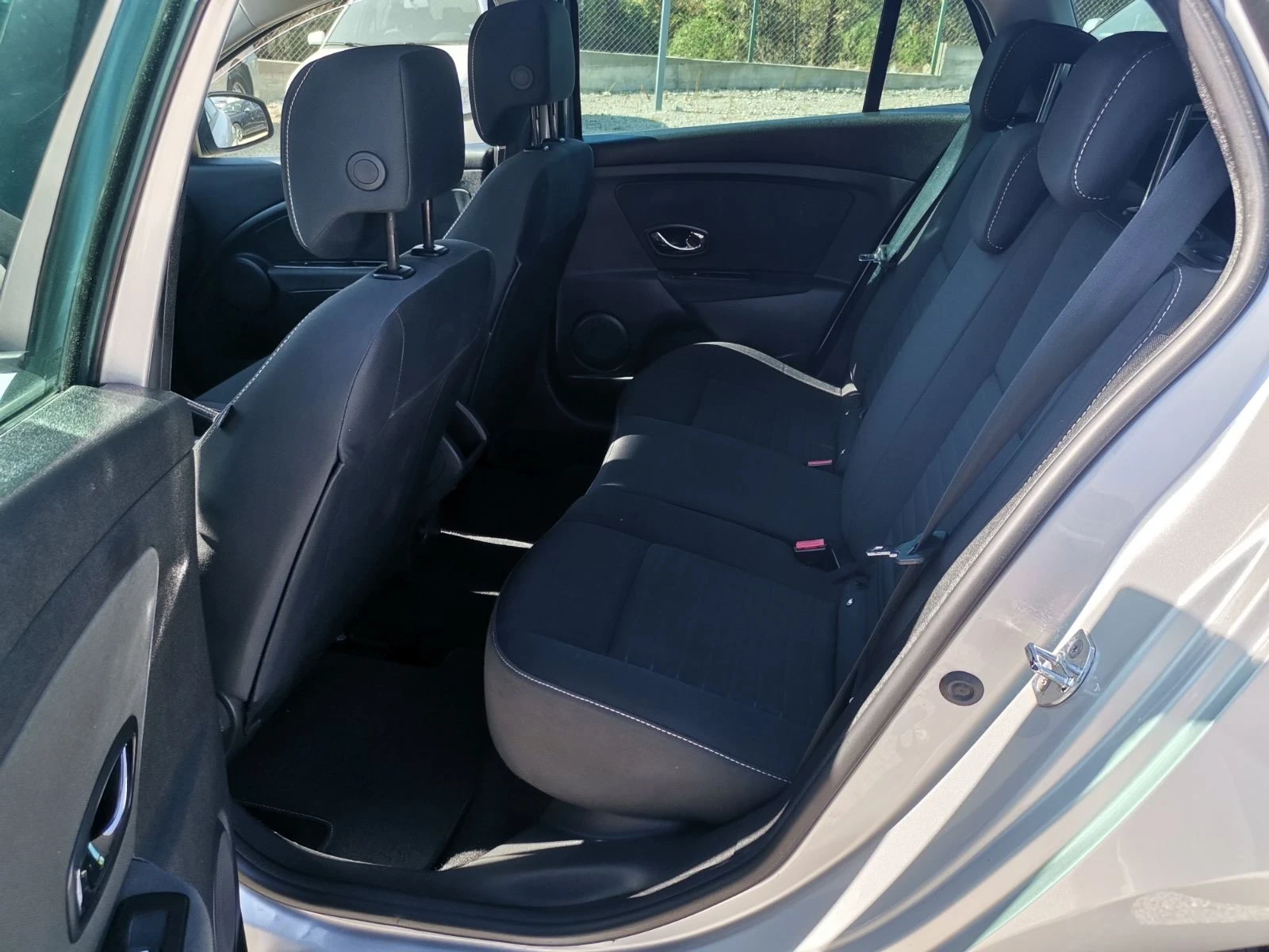 Renault Megane 1.5 DCI.110/ LIMITED / LED/NAVI                 | Mobile.bg � ����������� 8