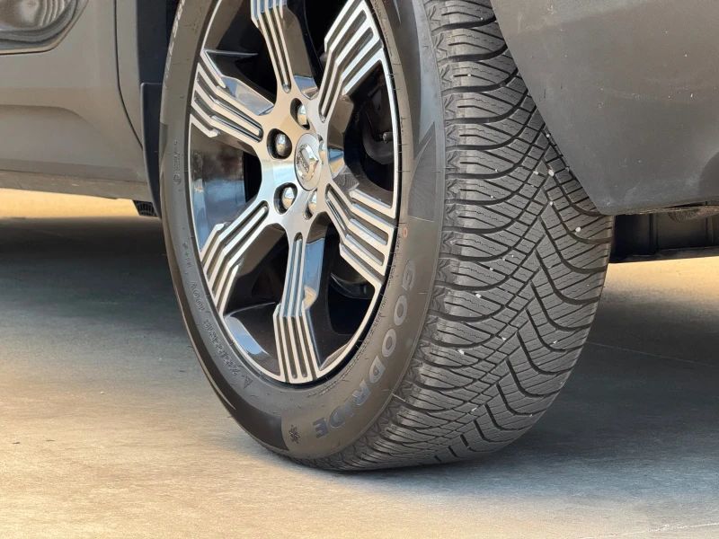 Volvo XC40 D3 2.0D 150 HP AUTOMATIC INSCRIPTION 2019 Г., снимка 16 - Автомобили и джипове - 52481845